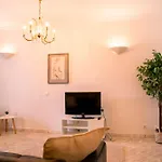 Little House بورتيماو