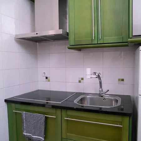 Дом отдыха Little House Портиман
